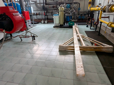 Доставили наш козловой мини-кран в котельную